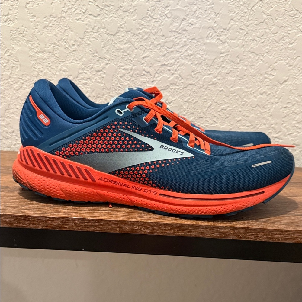 Brooks Superman Adrenaline GTS 22 -Blue and Red Athletic Shoes